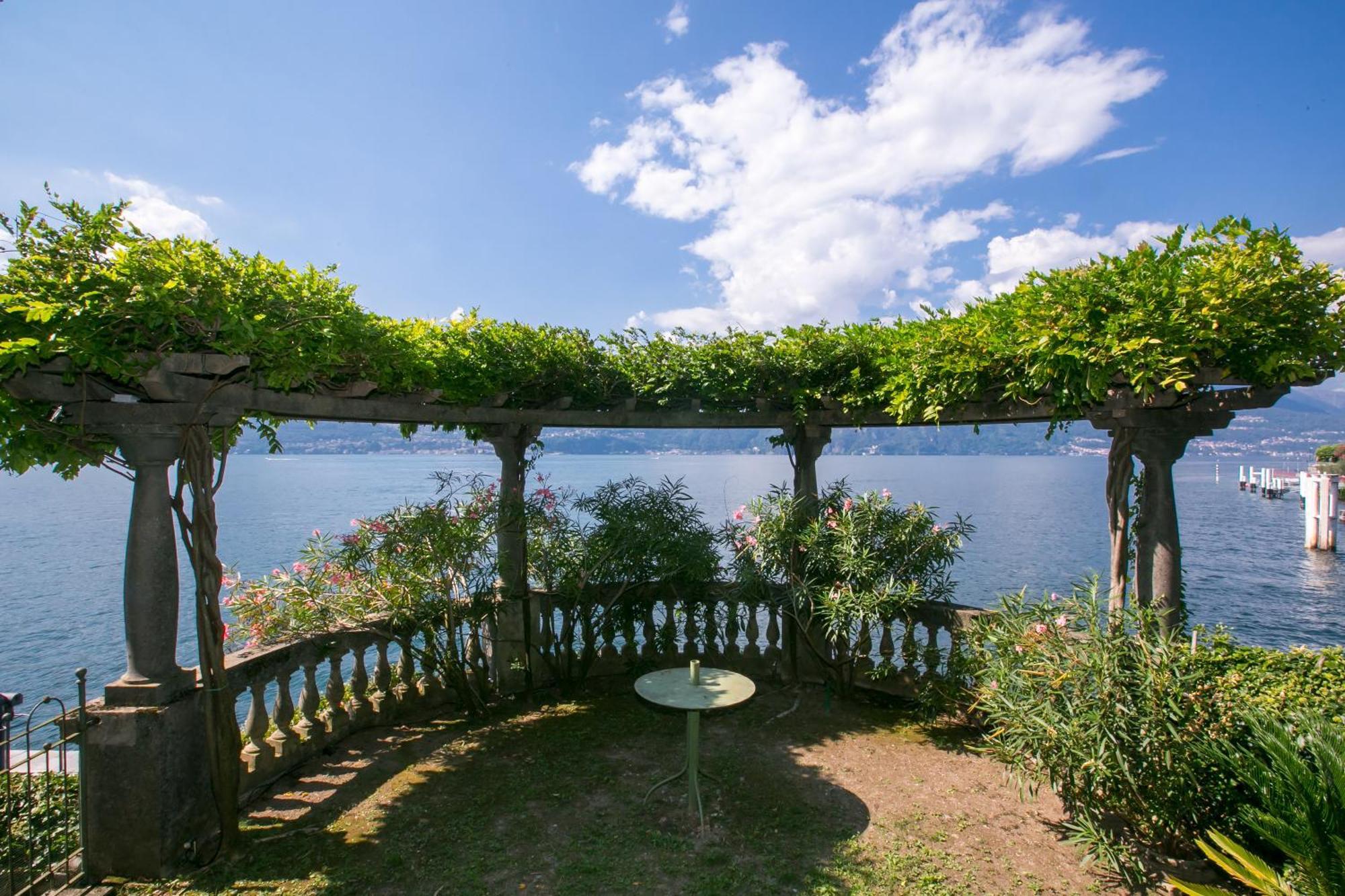 Villa Lucia Grande Varenna Exterior foto